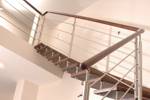 Moderne Treppen BOLZEN, Edelstahl-Geländer NIRO